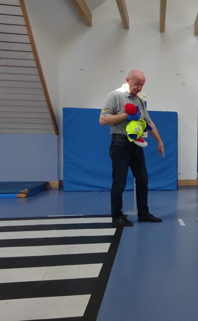 Am 23.03.2026 besuchte uns die ADAC Stiftung mit dem Verkehrssicherheitsprogramm und den kleinen Raben